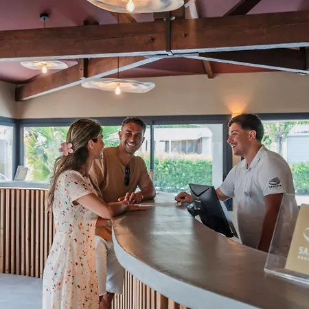 4p 2bdrms Aircon キャンプ場 *