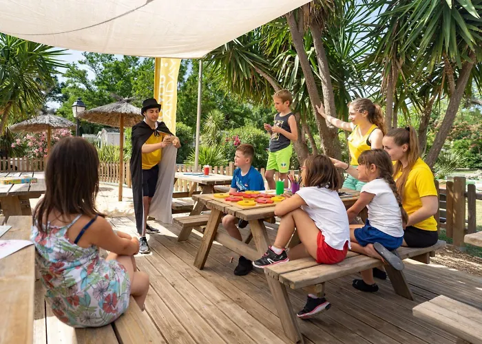 4p 2bdrms Aircon キャンプ場 *