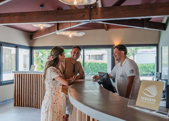 4p 2bdrms Aircon キャンプ場 *