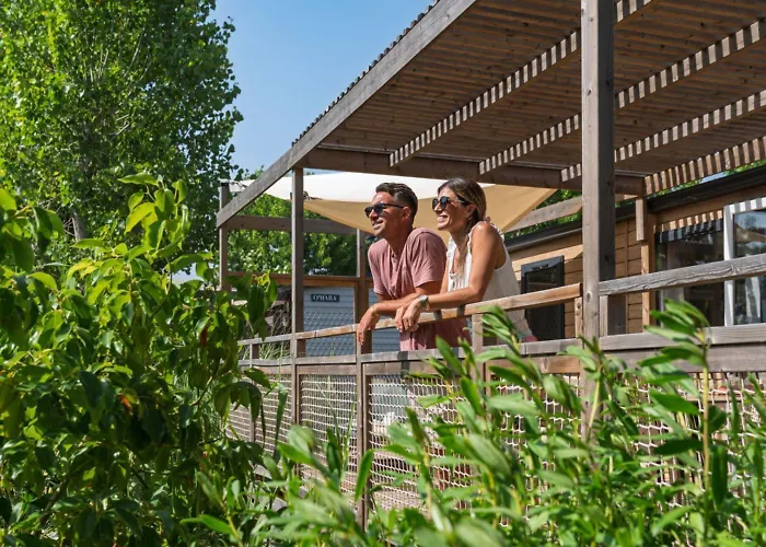 4p 2bdrms Aircon * サン・エギュルフ