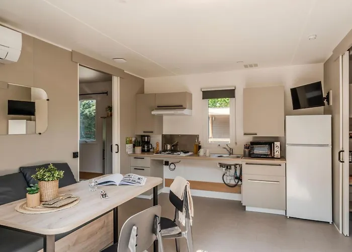 Кемпинг 4p 2bdrms Aircon