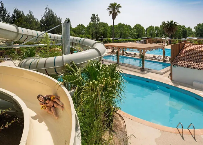 Кемпинг 4p 2bdrms Aircon *